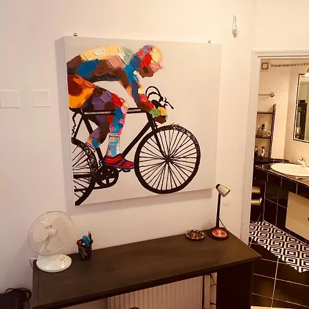 Luna Βίλα Πόντι