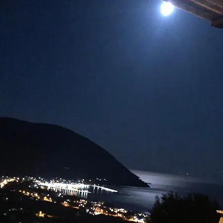 Luna Villa